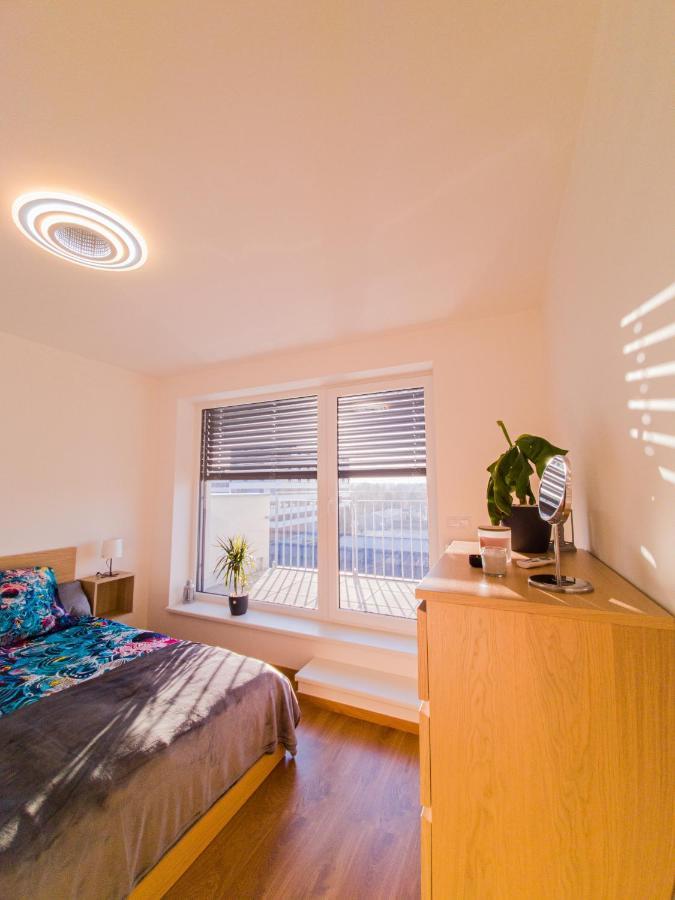 Modern Flat With Large Terrace Hradec Kralove Exterior photo