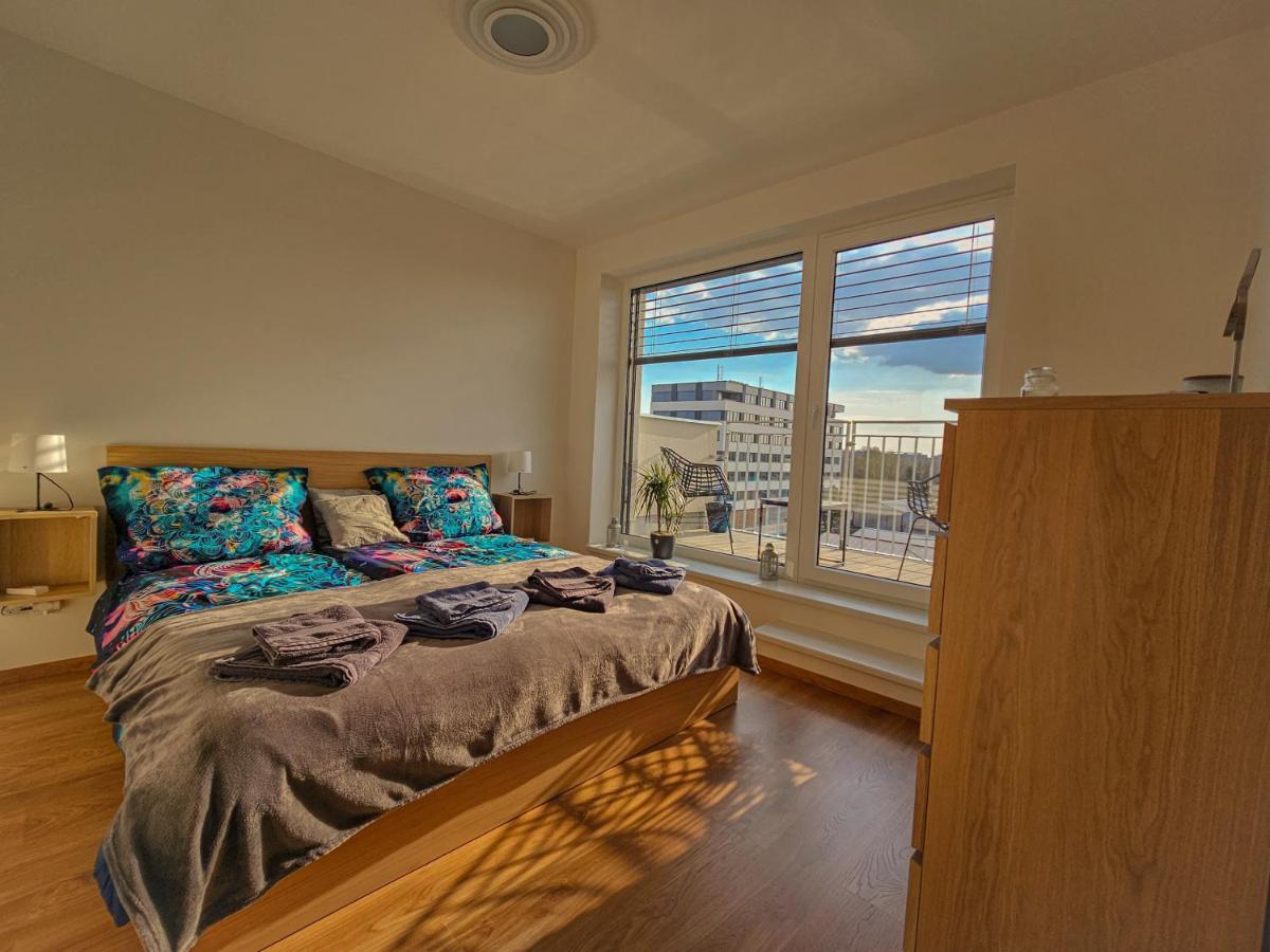 Modern Flat With Large Terrace Hradec Kralove Exterior photo